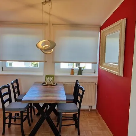 Wohlfuehlen & Arbeiten In Toplage Mit Gratis Tiefgaragenplatz Apartment