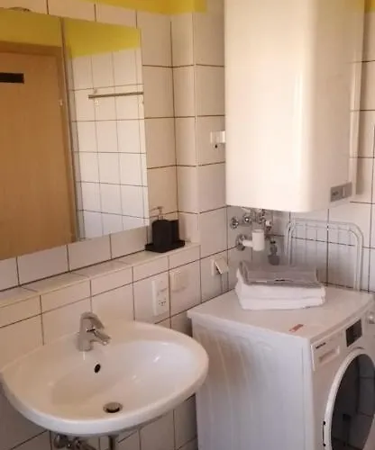 Wohlfuehlen & Arbeiten In Toplage Mit Gratis Tiefgaragenplatz Apartamento *